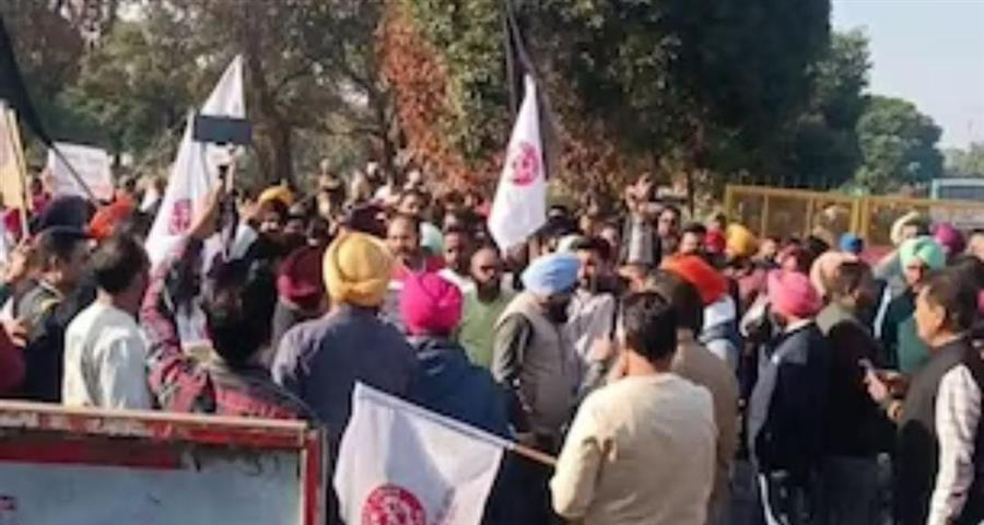 The union employees were adamant about the meeting with the Chief Minister of Punjab